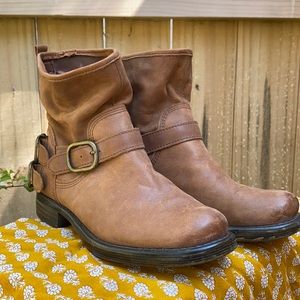 Lucky Brand Slouchy Ankle Boots, Size 6